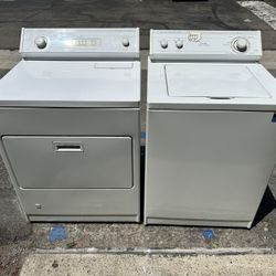 Whirlpool Washer And ElectricDryer Set