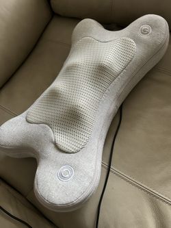 Synca Wellness i-Puffy 3D Heated Lumbar Massager