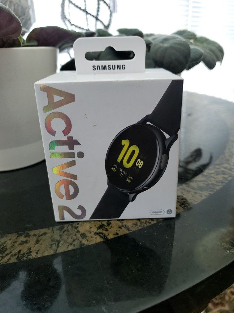 Samsung Galaxy Watch Active (44mm, Aluminum, Bluetooth, Wi Fi, GPS)