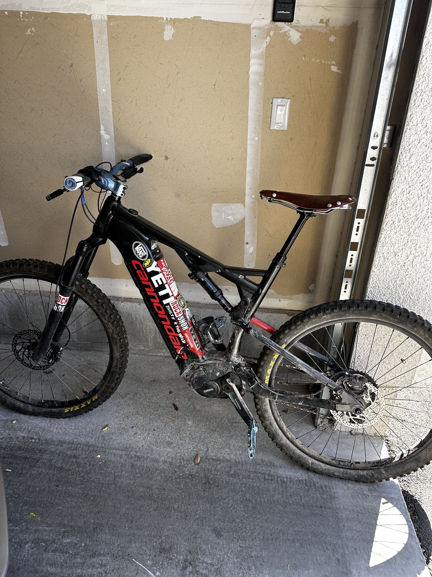 Mountain Ebike Cannondale Frame Large