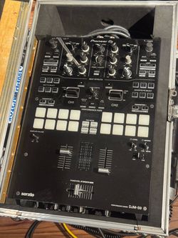 Pioneer DJM-S9 with Case