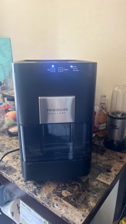 Frigidaire gallery ice maker machine