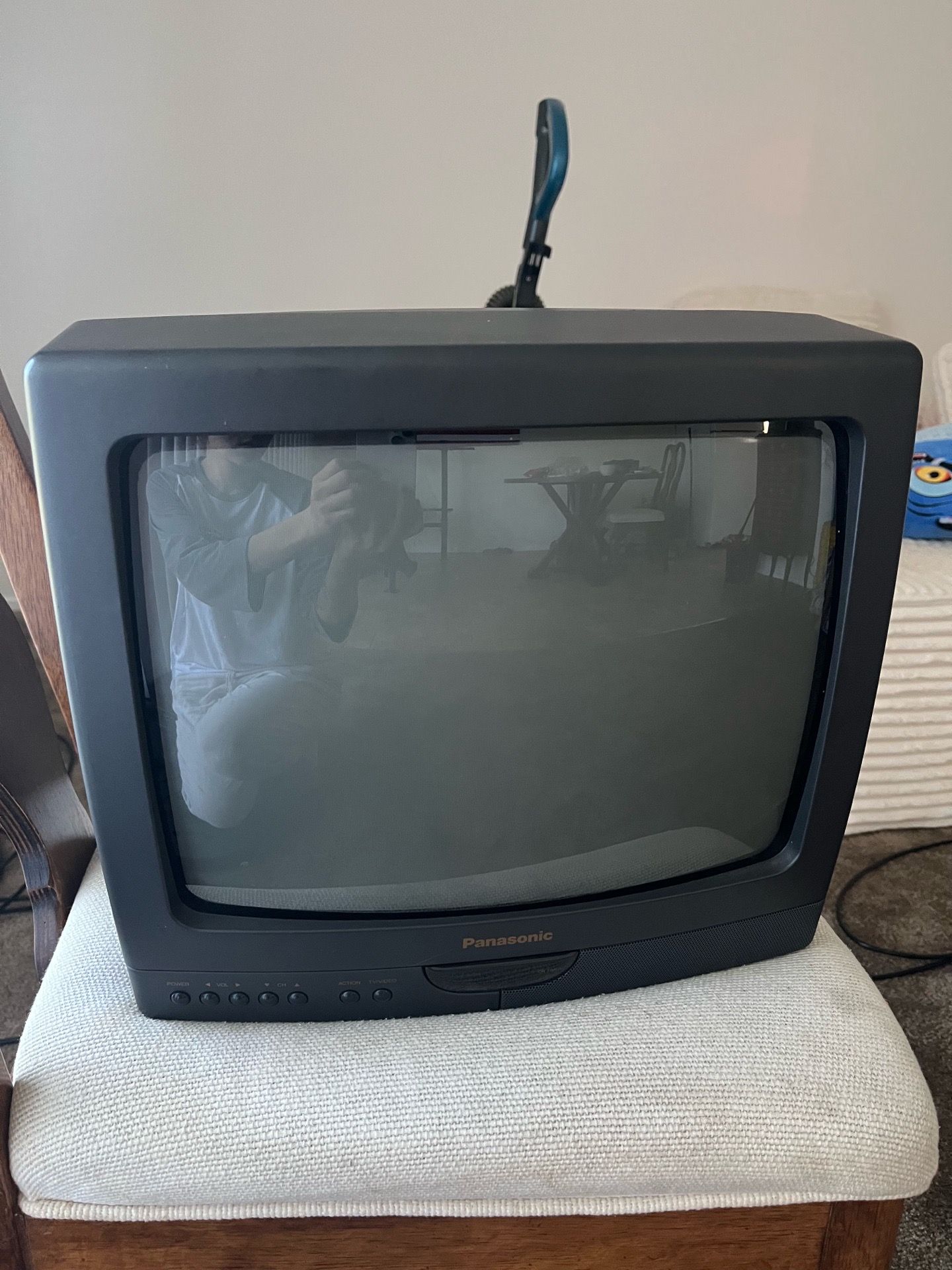 13 inch Panasonic crt tv