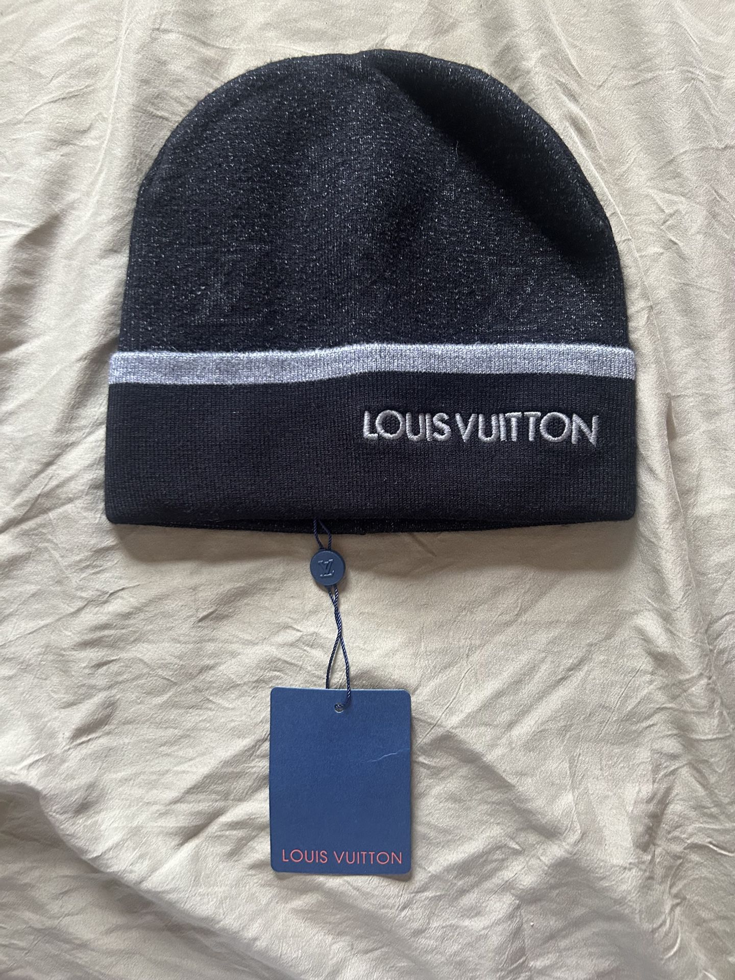 LOUIS VUITTON BEANIE