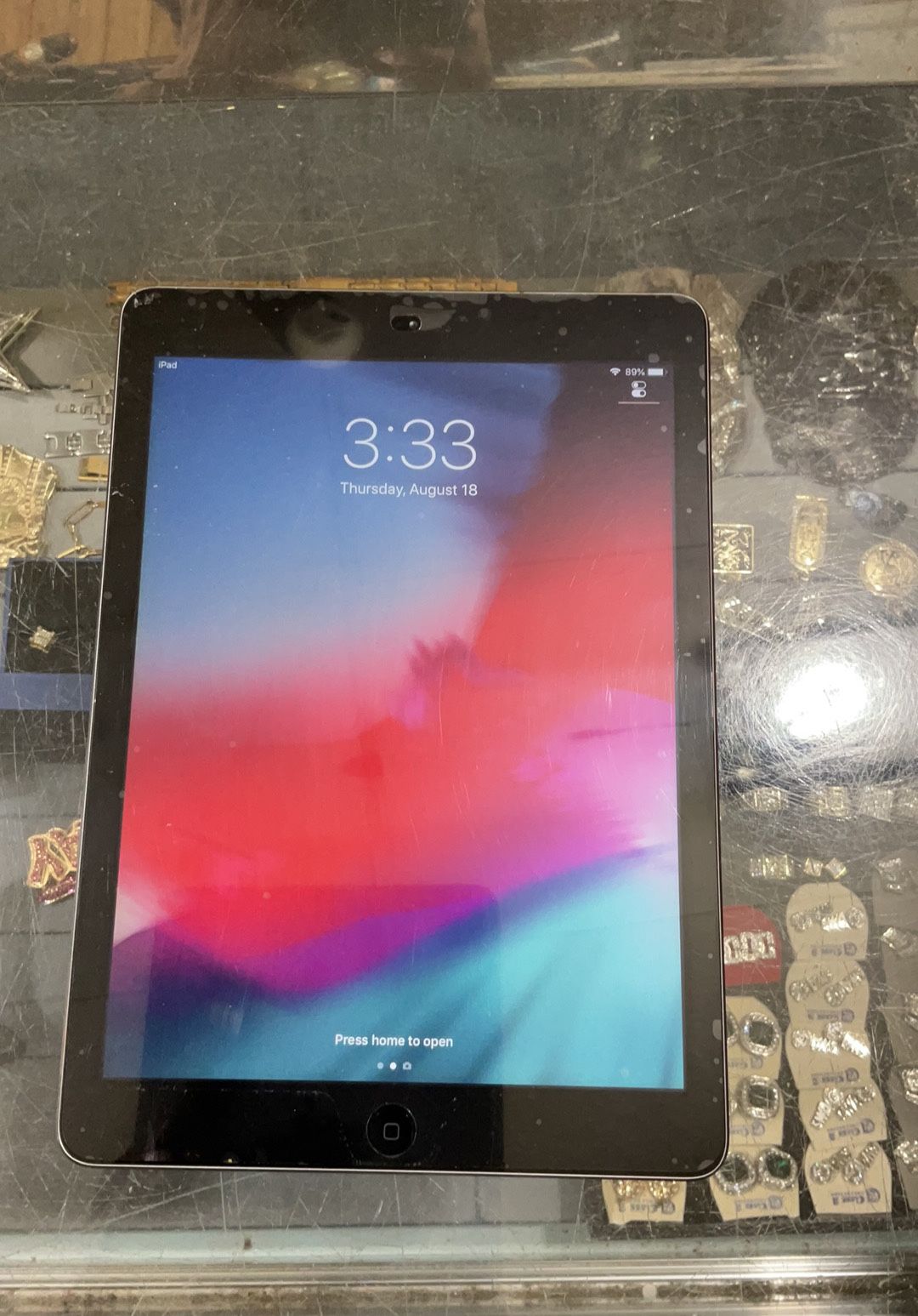 Apple iPad Air 1st Gen A1474 64Gb 9.7" WiFi Space Gray MD787LL/A