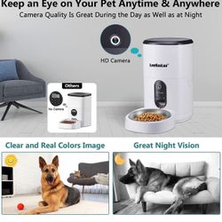 Automatic Dog Feeder HD 1080P Camera Cat Feeders 6L WiFi Smart Pet Feeder with APP Control Timer Settings Dispense Food Two Way Audio Recording Motion
