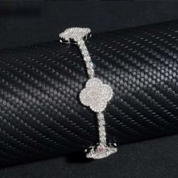 Luxury VVS Moissanite Four-Leaf Bracelet
