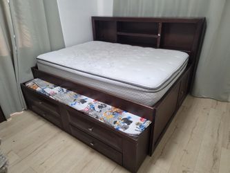 Full Bookcase Captain’s Bed with Trundle & Drawers (Mattress Included)
