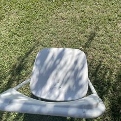 Vendo 390 Sillas Seminuevas $12 Cada Silla Previo Firme