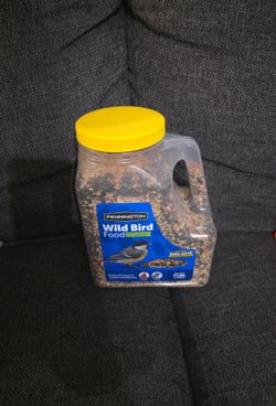 New unopened Pennington wild bird food