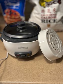 Rice Cooker (6 Cups Cooked) - BLACK+DECKER