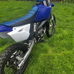 Yz 85 (tittle In Hand )