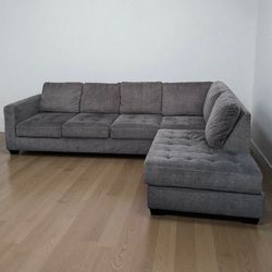 GRAY SECTIONAL COUCH