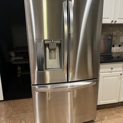 LG refrigerator