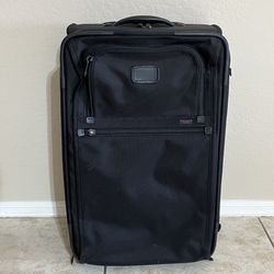 TUMI ALPHA 22" Two Wheeled Carry-on Suitcase Luggage Bag Expandable 22922DH Black