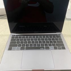 MacBook Pro 2020 Four Thunderbolt 3 Ports OBO