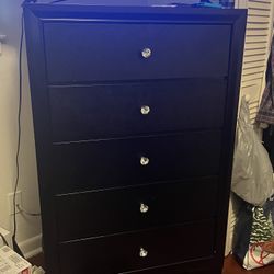 Chest with matching nightstand