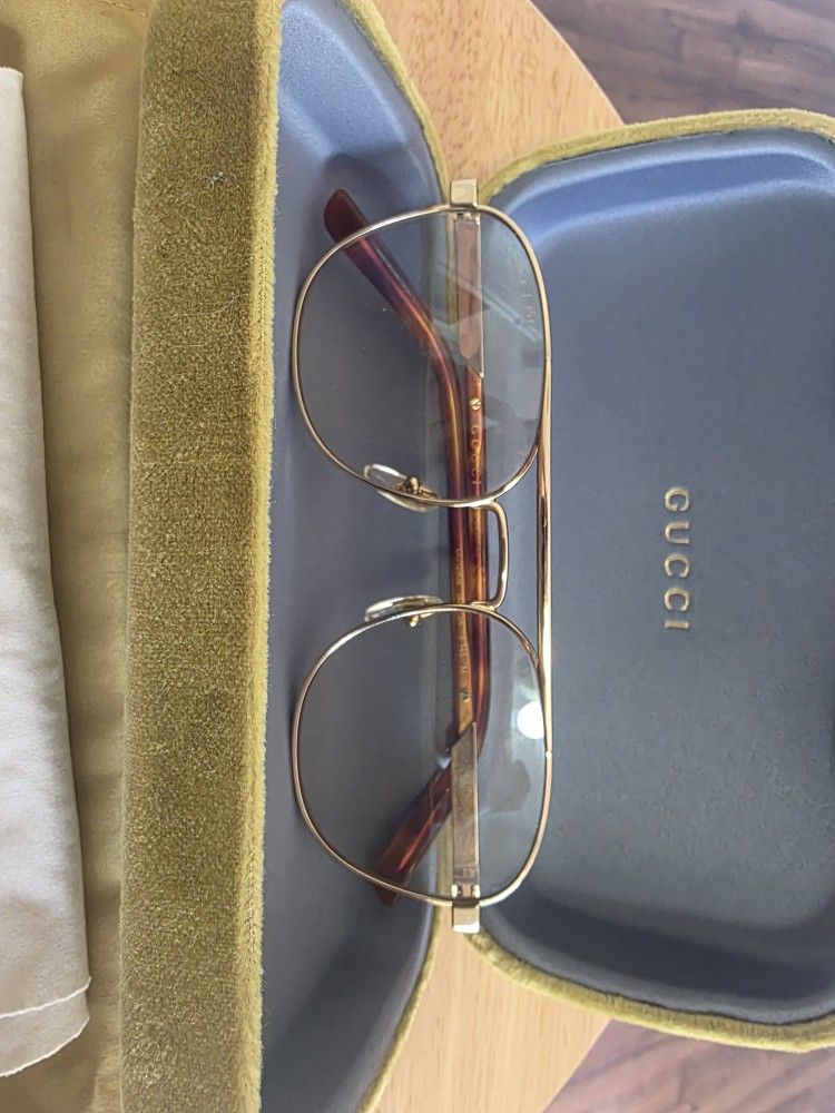 Gucci Sunglasses 