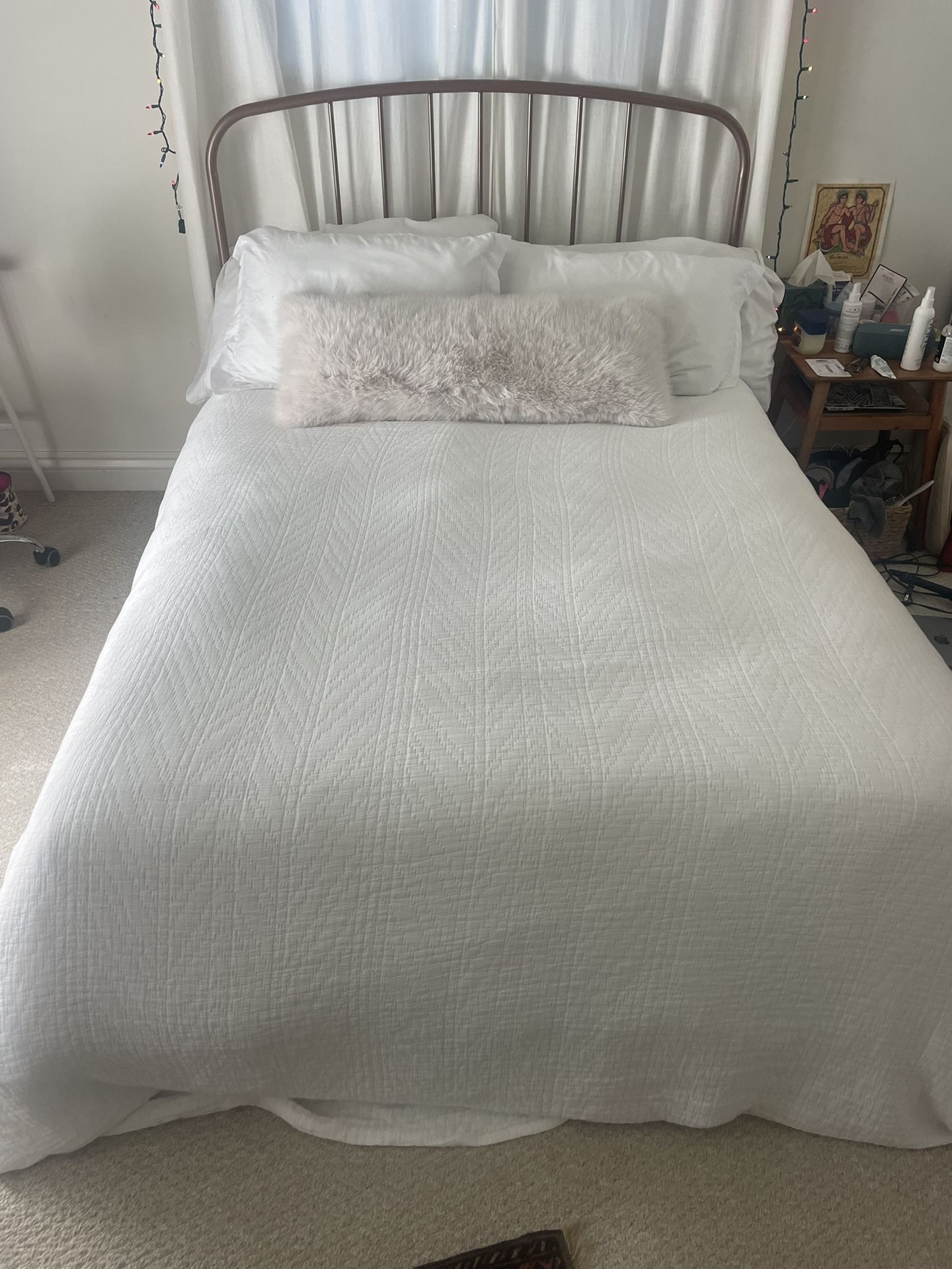 Rose Metal Full Size Bed frame And Mattress
