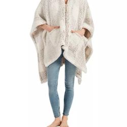 Women's Alpine Valley Soft Fleece Wrap NWT