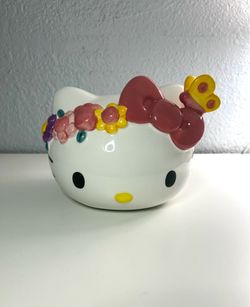 Floral Hello Kitty Bank Head
