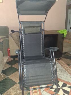 Zero Gravity Folding Patio Chairs.