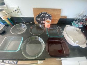 Pyrex set
