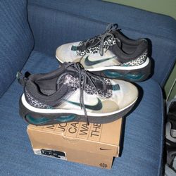 Nike Used Maxx 7y