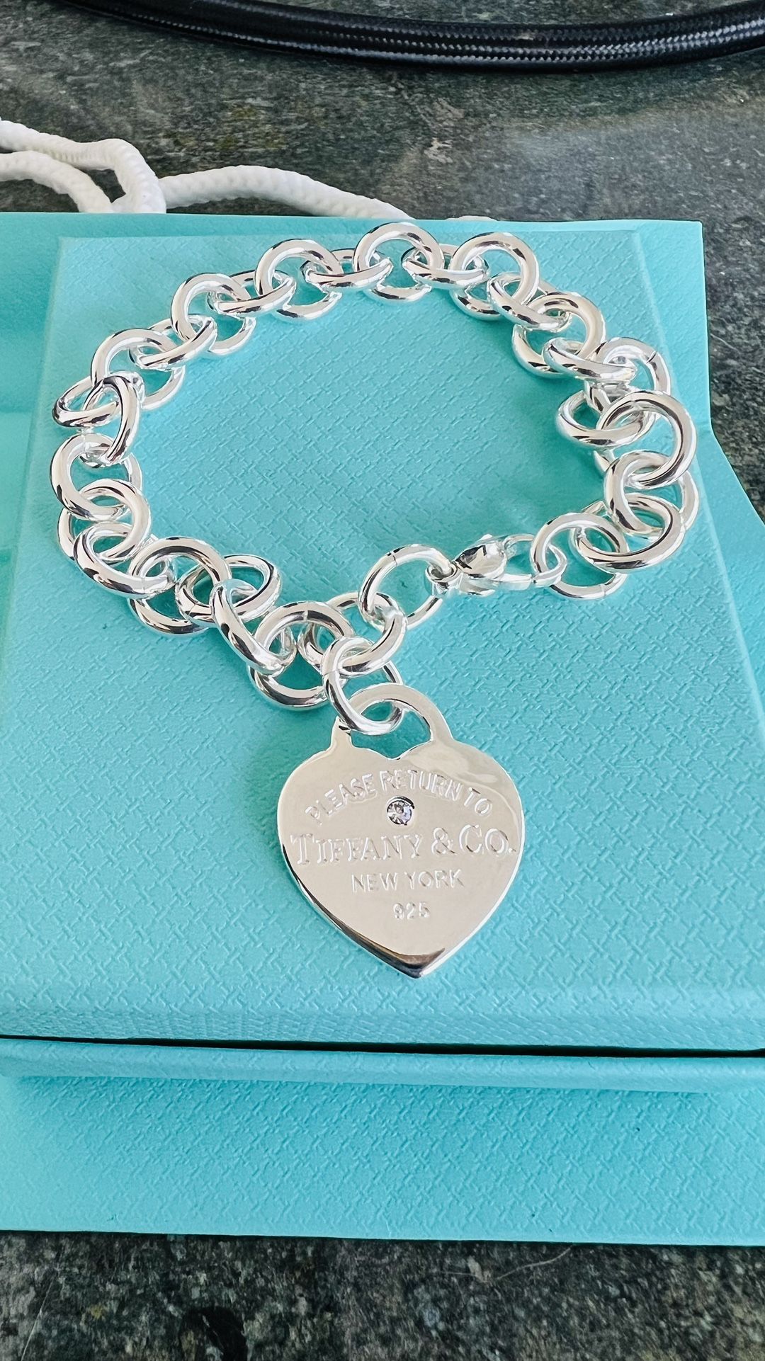 925 Sterling Silver please Return To Tiffany Size 7 Bracelet C/Z 