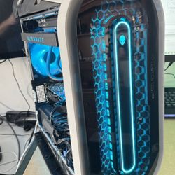 Alienware Aurora R15 Gaming PC 