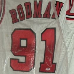 Dennis RODMAN Signed JERSEY