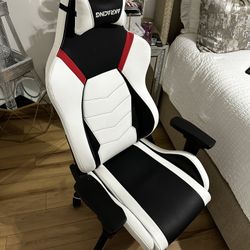 Gaming Chair Open Box 