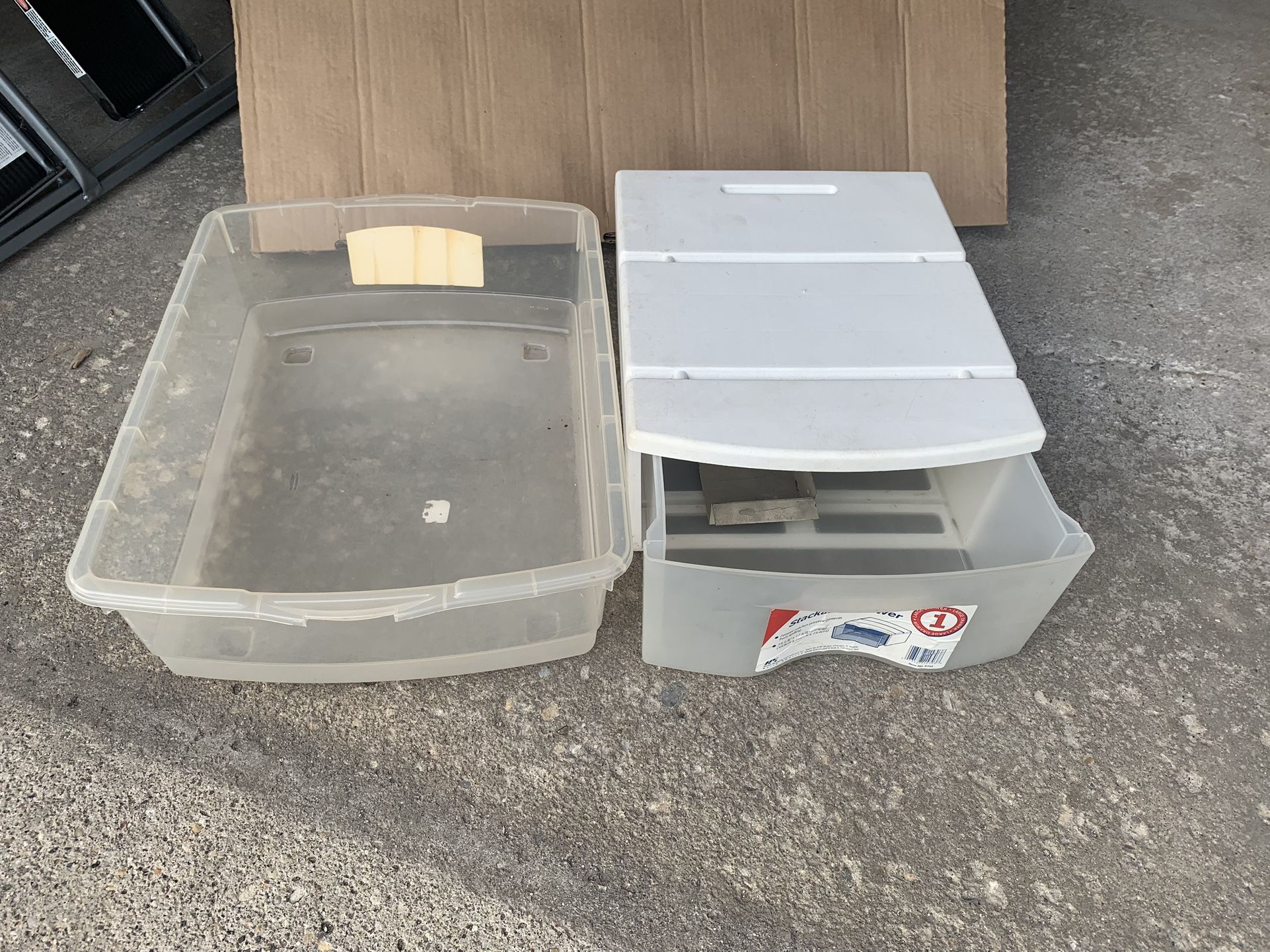 Plastic Drawer Storage (qty 2)