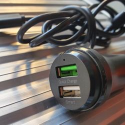 12v CAR USB CHARGER, WITH EXTRA USB/USBC CABLE