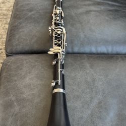 Buffett Crampon Paris Clarinet ( New Pads Plays Excellent)