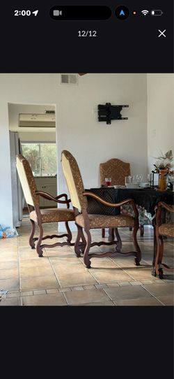 Vintage style dinning room chairs cherry wood