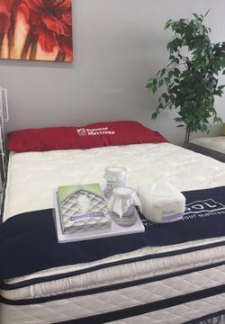 Queen hawthorn set $599 10 year warranty