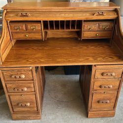 Roll Top Desk With Keys 