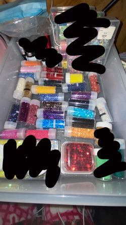 Nail Supplies 