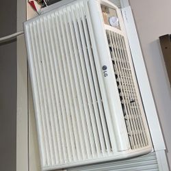 Lg Ac Unit Works Great 5000 Btu 