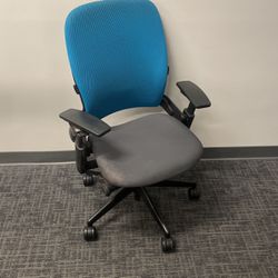 Steel Case Amia Chair 