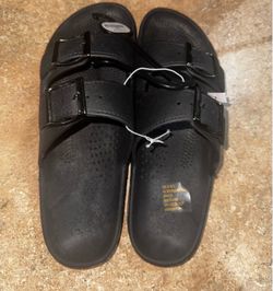 New men’s sandals 10/11