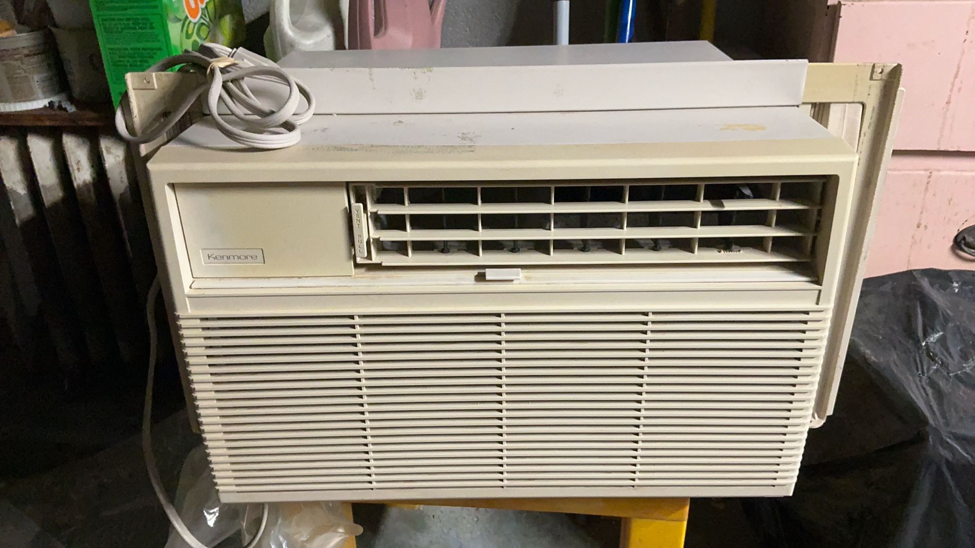 Kenmore Air Conditioning Unit