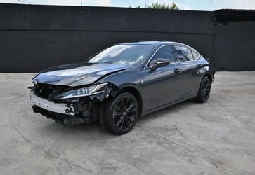 2022 Lexus ES