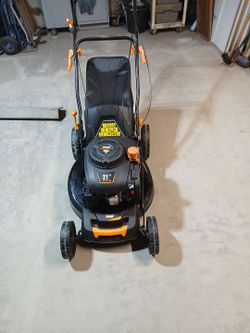 LIKE NEW PULSAR LAWNMOWER SELF PROPELLED