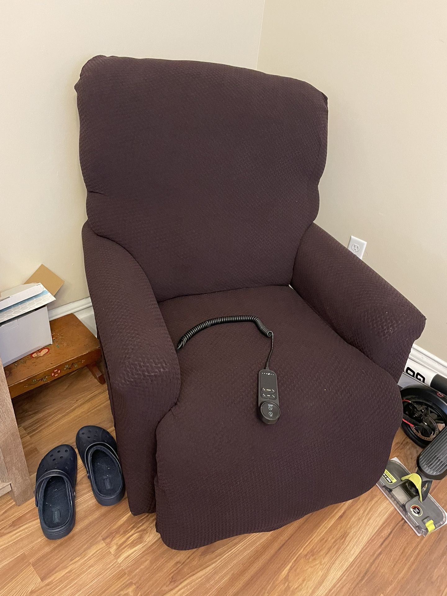 Electric Recliner