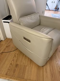 Leather Recliner Chair
