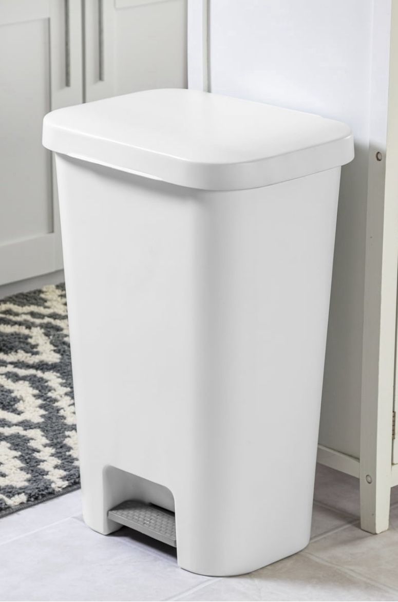 Trash Can 11.9 Gallon
