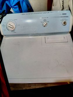 White washer and dryer