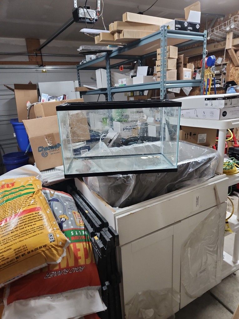 10 Gallon Pet Tank 